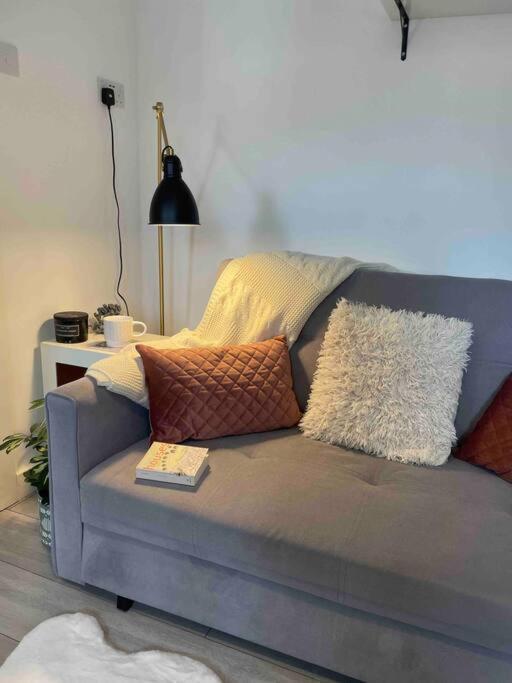 One Bedroom Putney Village Flat London Eksteriør billede